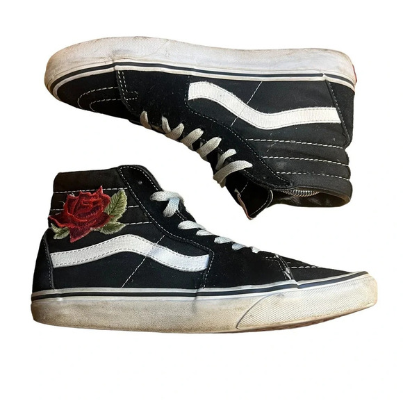 Vans Sk8-Hi Black Suede High Top Rose Embroidered Unisex Sneakers M6.5 / W8.0 - Picture 2 of 10